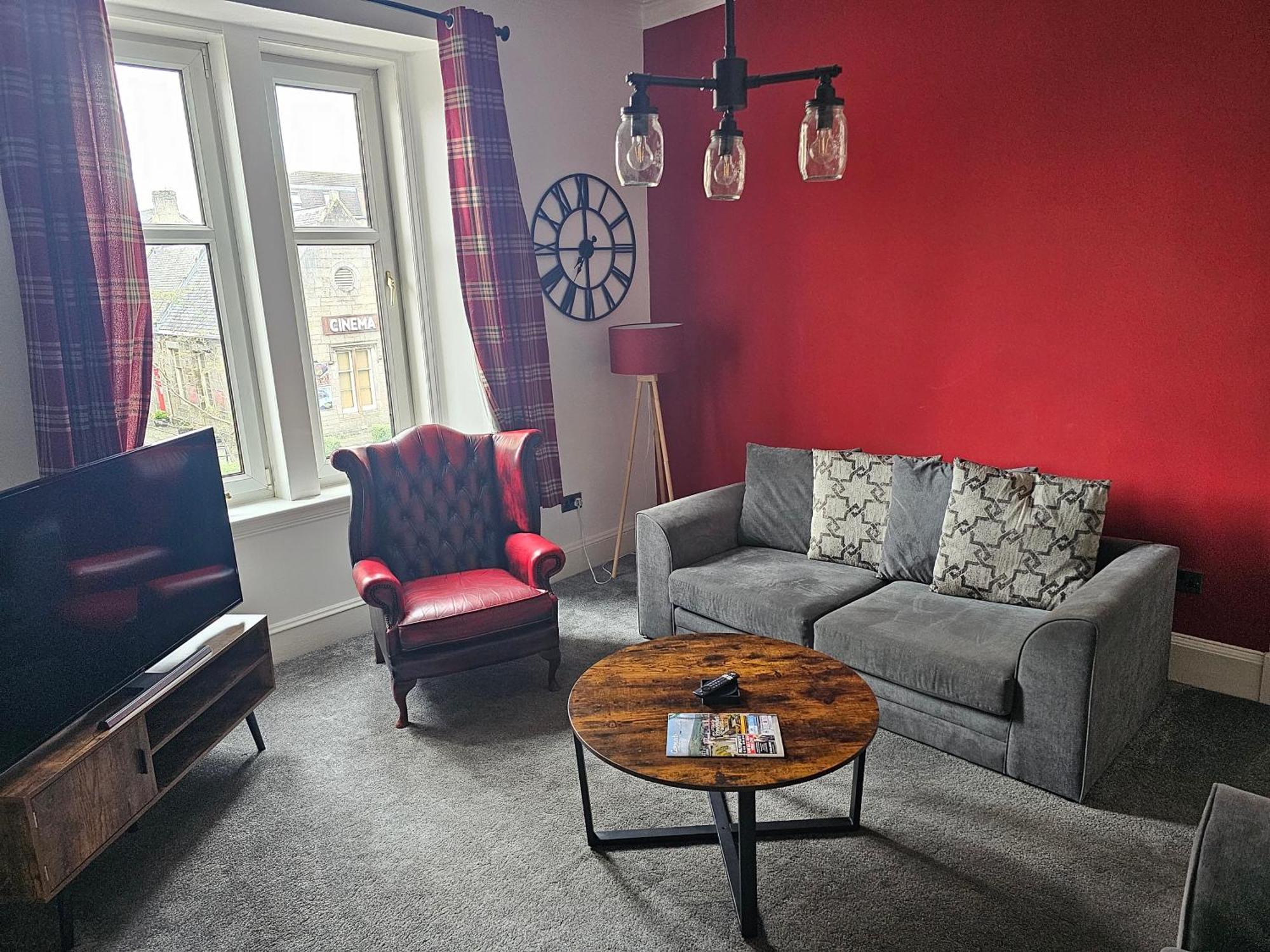 Snug - Abhainn Apartment เฮเลนส์บะระ ภายนอก รูปภาพ