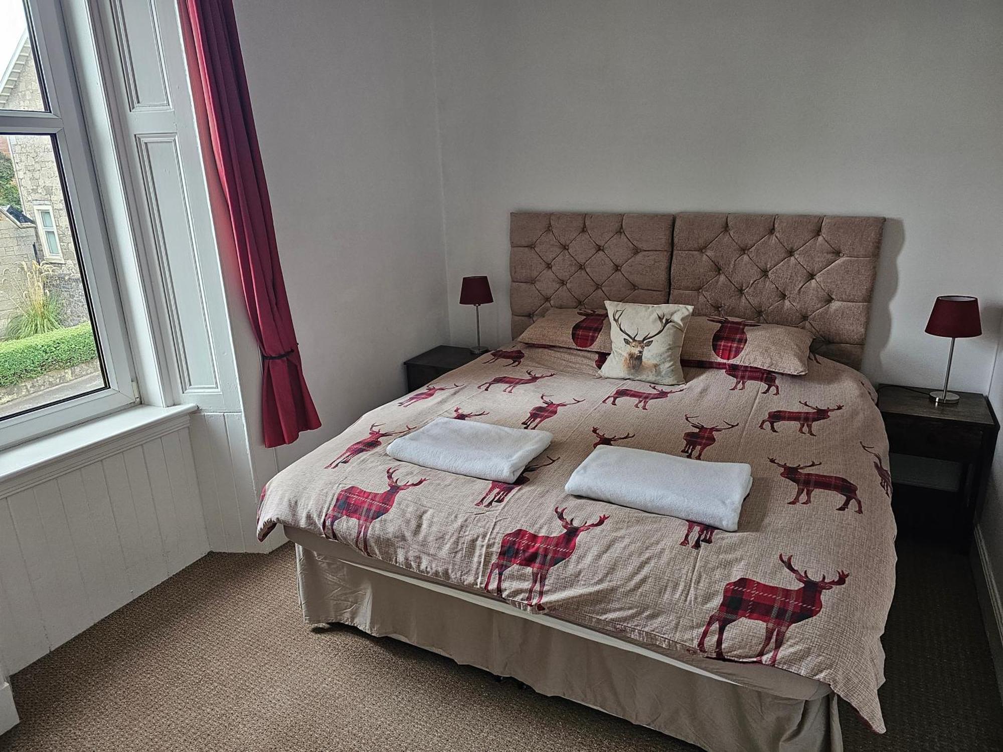 Snug - Abhainn Apartment เฮเลนส์บะระ ภายนอก รูปภาพ